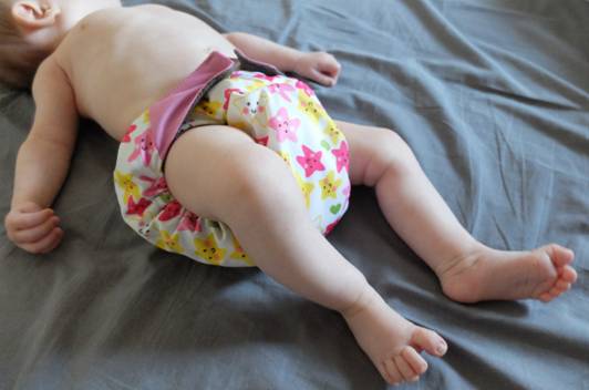 bébé teste la couche 2luxintegral
